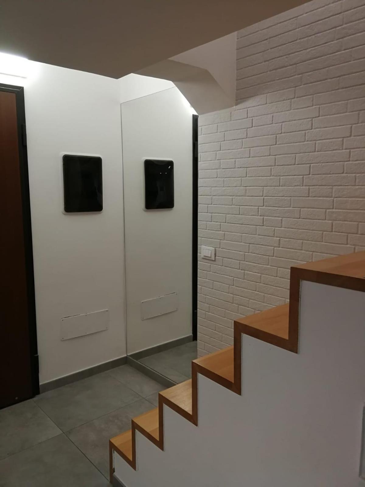Baaria House Hotel バルチェッローナ・ポッツォ・ディ・ゴット エクステリア 写真